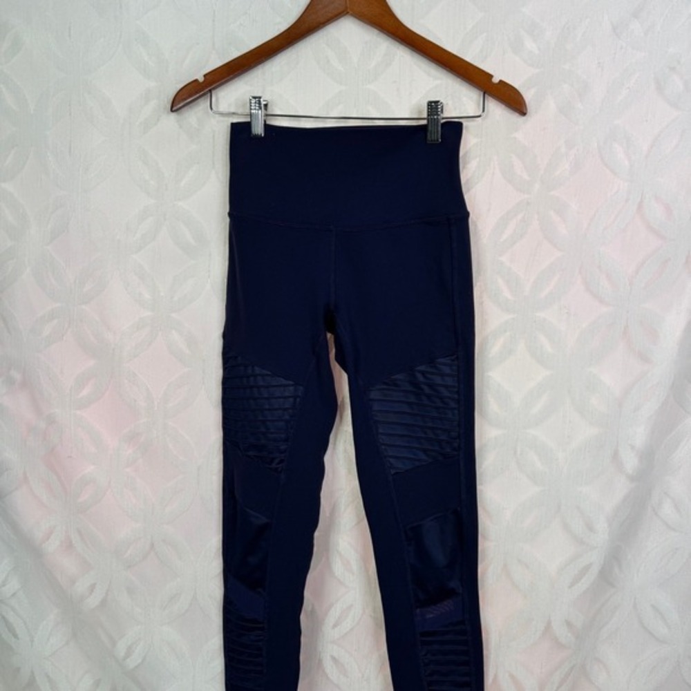 Alo Yoga Womens Navy Blue High Waist Moto Leggings W5494R Size Small - Picture 13 of 13